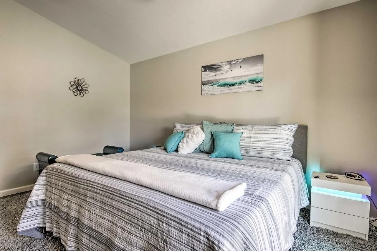Mesa Oasis Desert Getaway Pool, Hot Tub, Patio! 0*,  United States